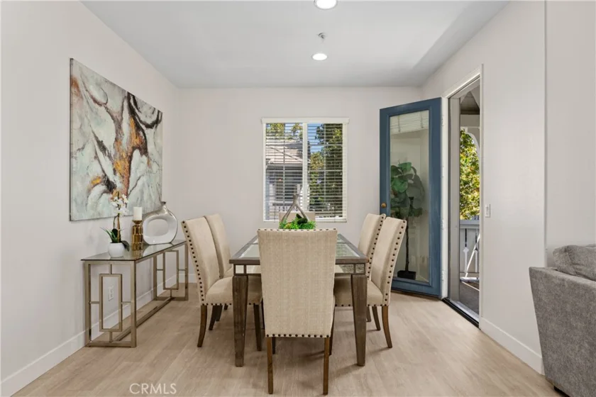 20 Leucadia photo 5