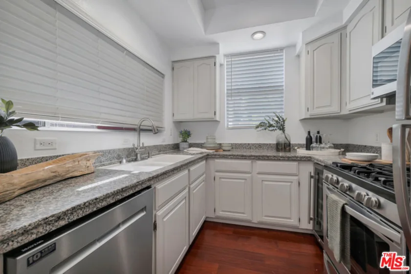 1436 20th Street #9 photo 9