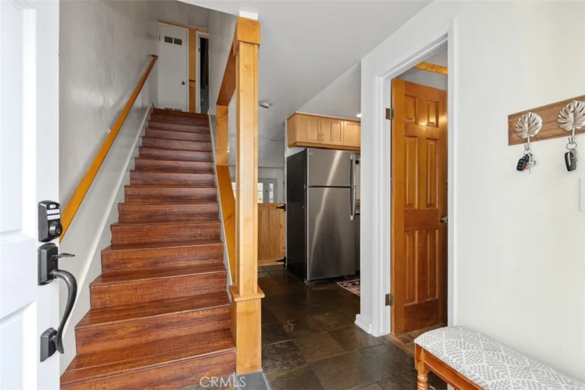 23821 Hillhurst Drive #4 photo 8