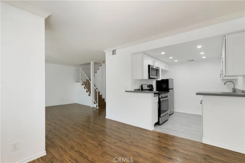 4511 Murietta Avenue #8 photo 13