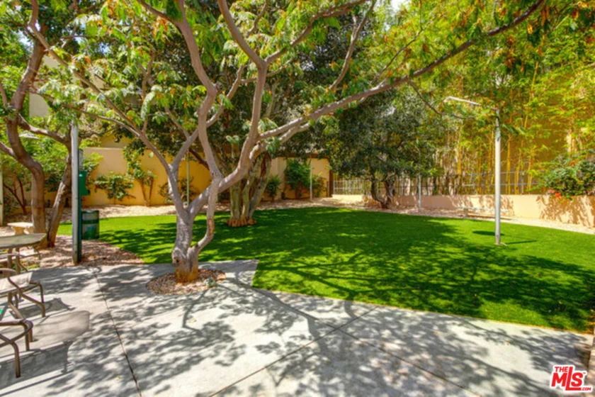 1155 N La Cienega Boulevard #508 photo 42