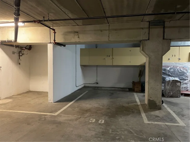 626 E Orange Grove Avenue #301 photo 33