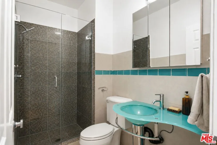 104 S Hayworth Avenue #103 photo 4