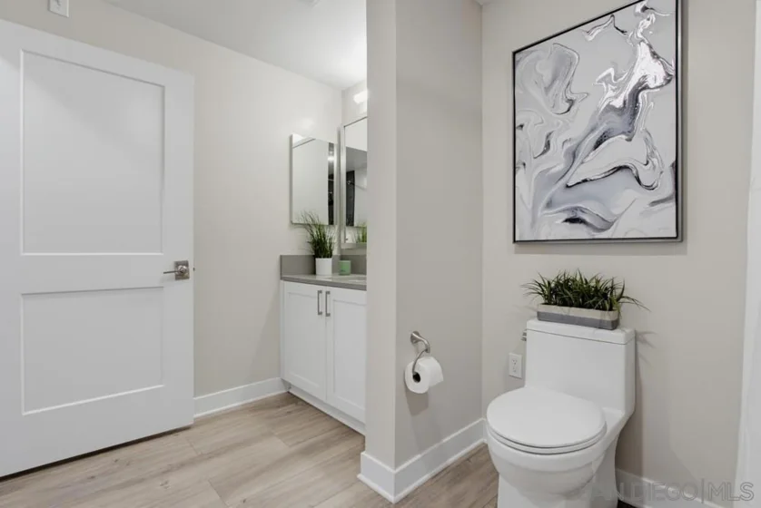 1021 S Cleveland Street #313 photo 23