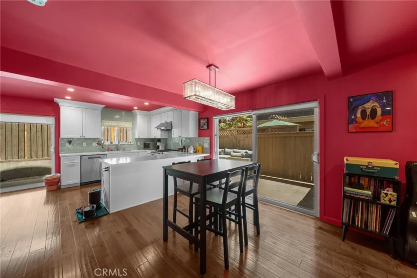 612 Wilcox photo 31