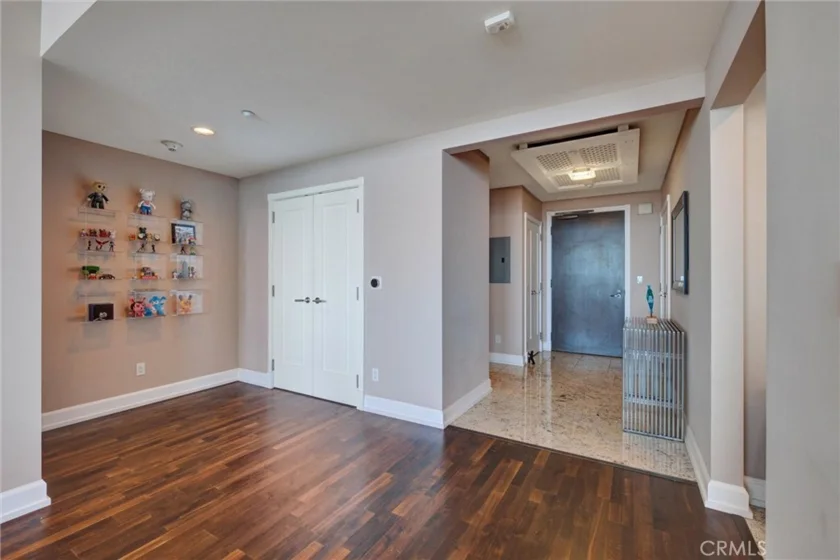 900 W Olympic Boulevard #45F photo 19