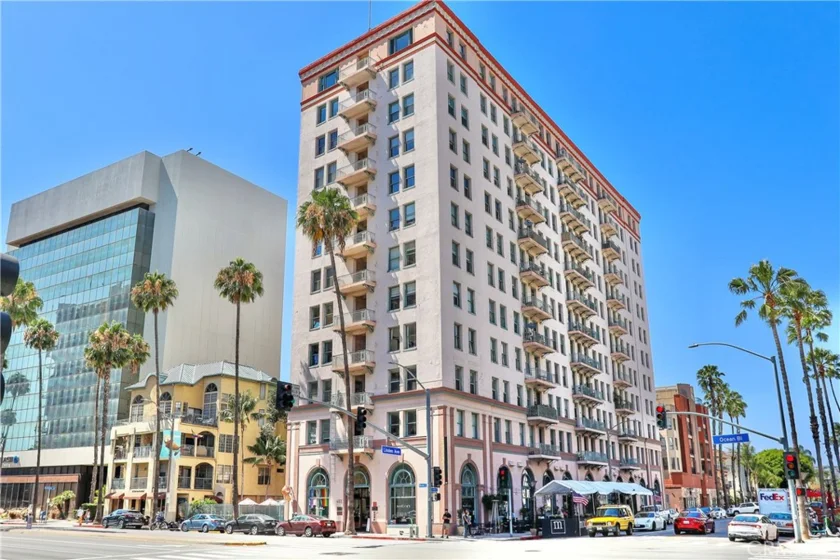 455 E Ocean Boulevard #712 photo 1