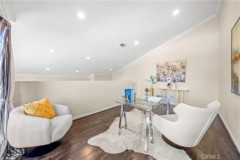 4211 Arch #203 photo 21