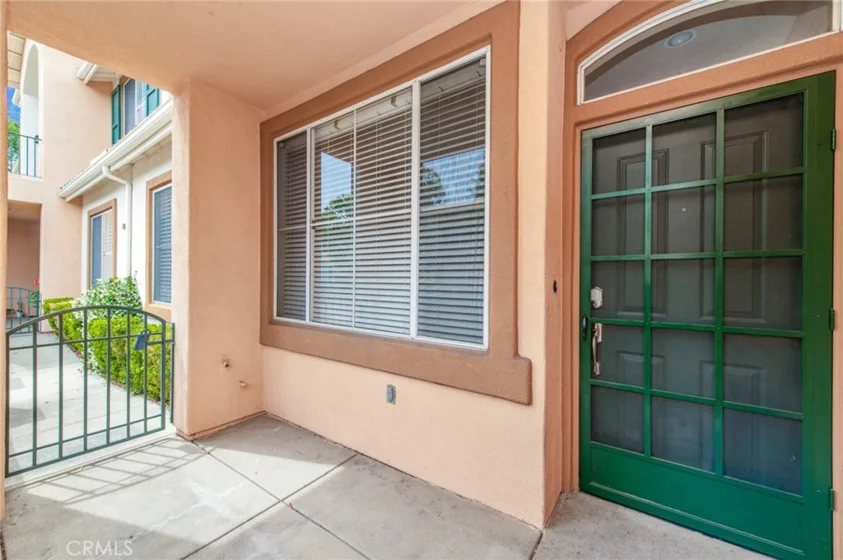 2605 Ladrillo Aisle photo 16