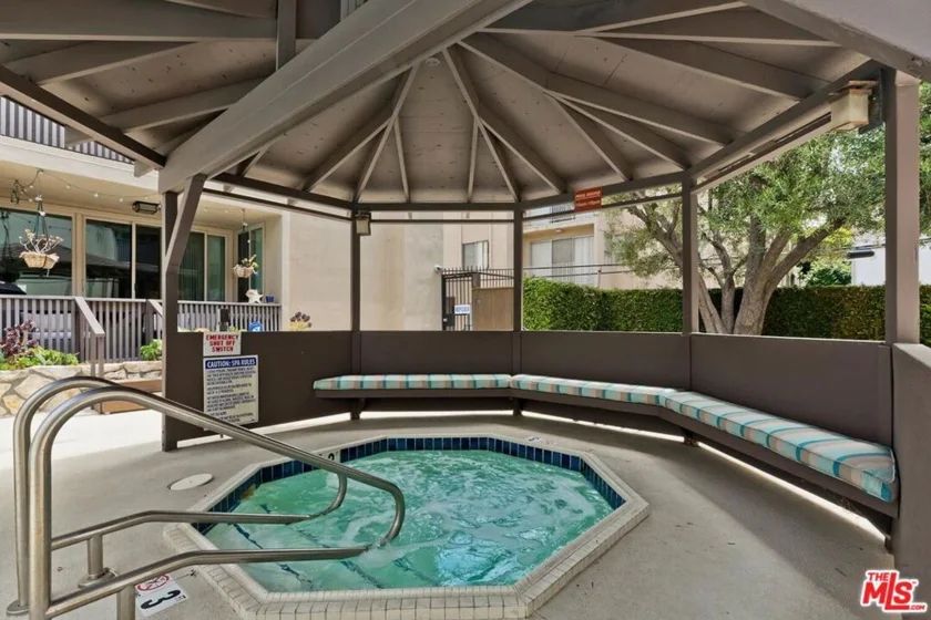 809 S Bundy Drive #214 photo 25