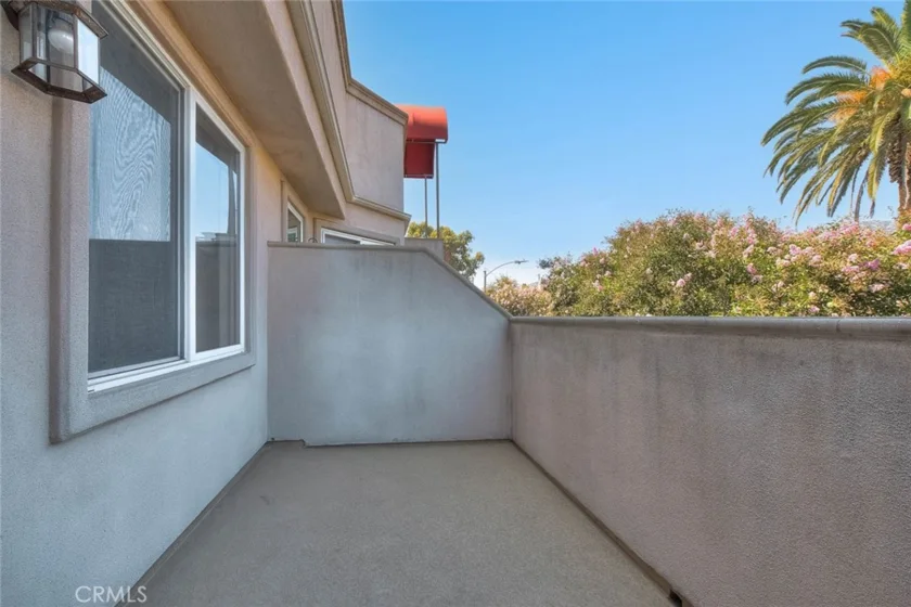 572 E San Jose Avenue #104 photo 29