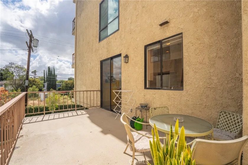 4454 Ventura Canyon #105 photo 21
