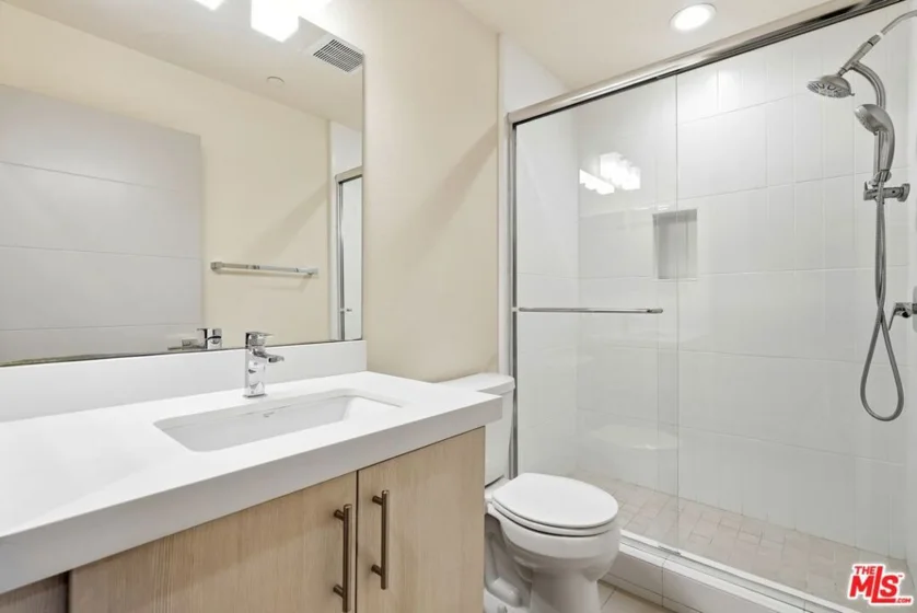 2111 N Cahuenga Boulevard #11 photo 51