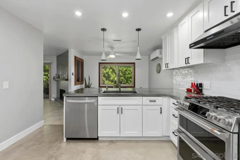 3152 Avenida Topanga photo 8