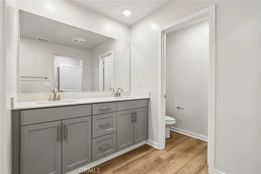 9563 Hannah Way photo 11