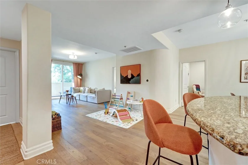 13935 Burbank Boulevard #105 photo 13