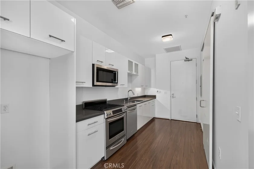 238 S Arroyo Parkway #303 photo 11