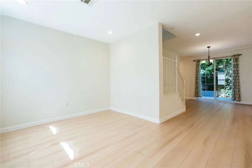 111 E Mclean Street #B photo 5