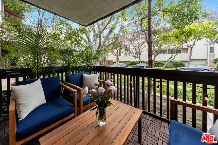 5650 Sumner Way #104 photo 13