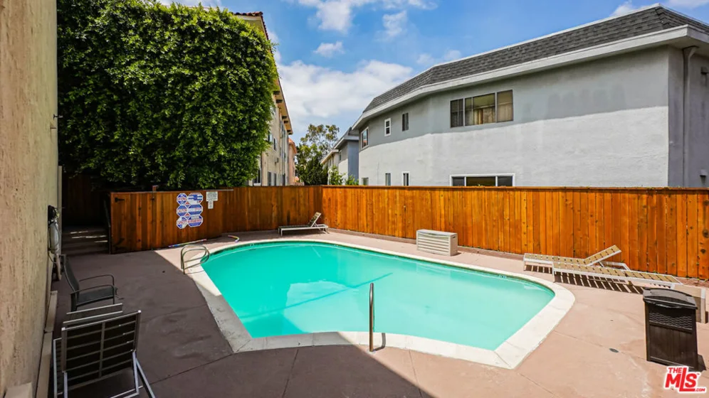 6151 Canterbury Drive #103 photo 19