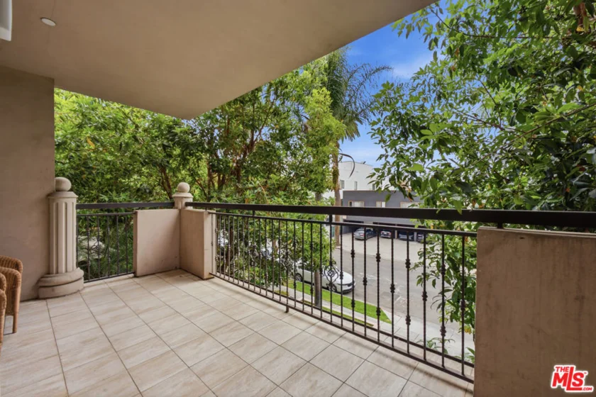 8121 Norton Avenue #201 photo 61