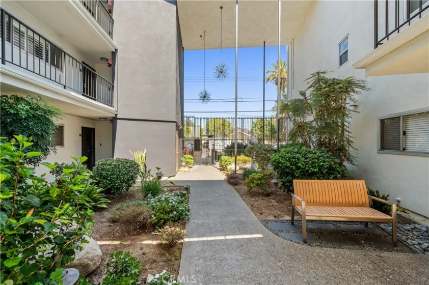 333 Junipero Avenue #1C photo 45