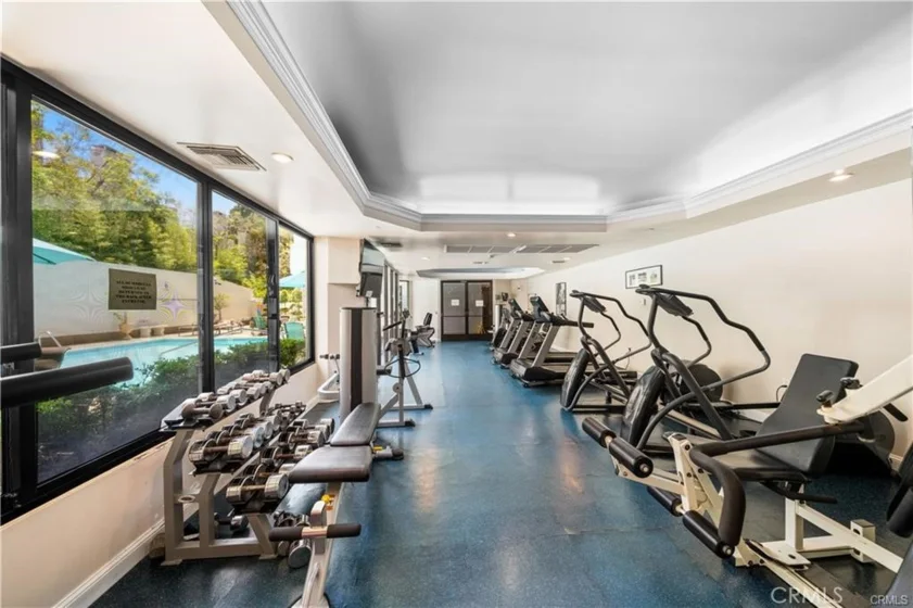 10660 Wilshire Boulevard #302 photo 40