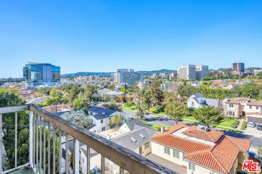 10751 Wilshire Boulevard #909 photo 9