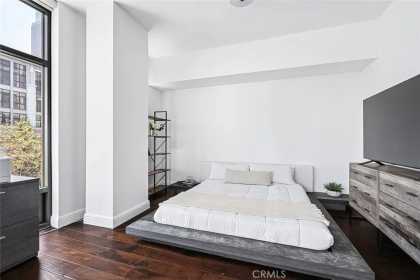 1111 S Grand Avenue #511 photo 7