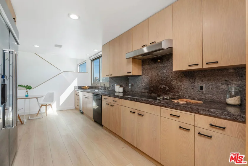 4 Jib Street #13 photo 14