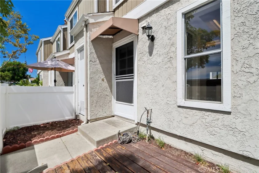 73 Bentwood Lane photo 6