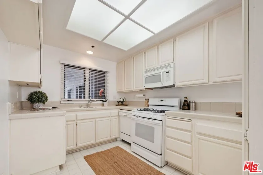 1133 9th Street #203 photo 18