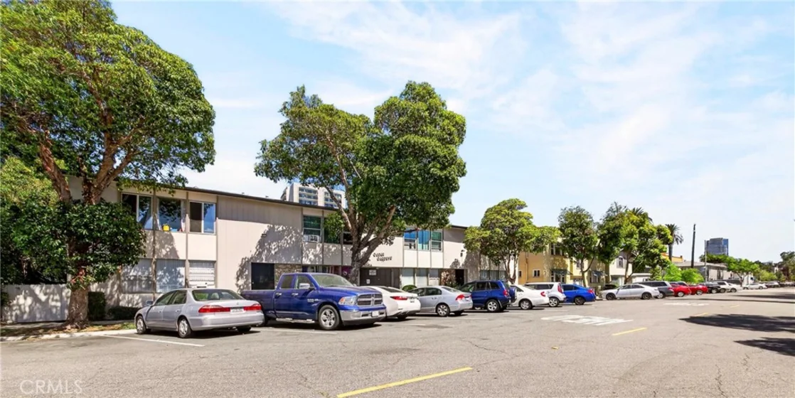 728 Cedar photo 4