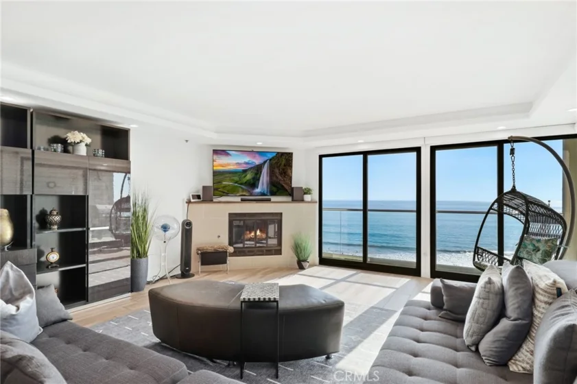 410 Corto Lane #E photo 57