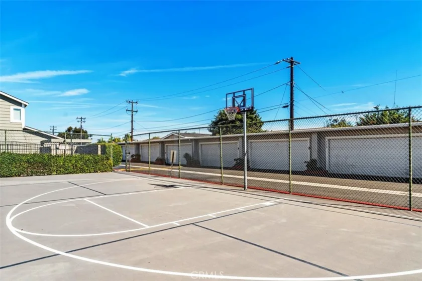 7129 Cerritos Avenue #7 photo 29