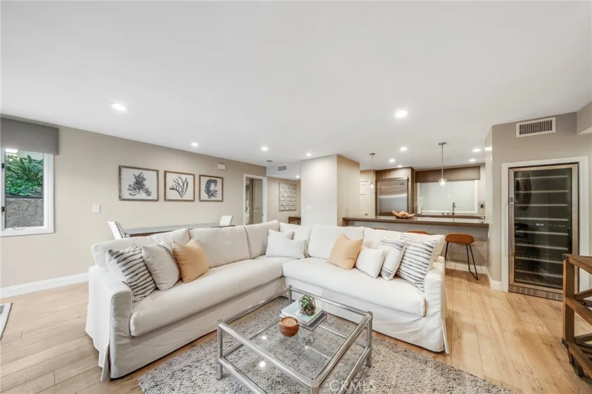 247 Calliope Street photo 6