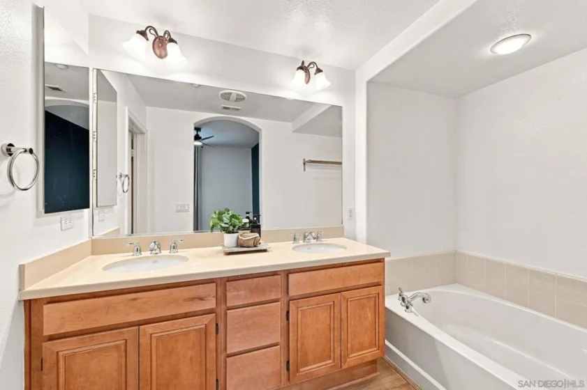 2648 Piantino Circle photo 30