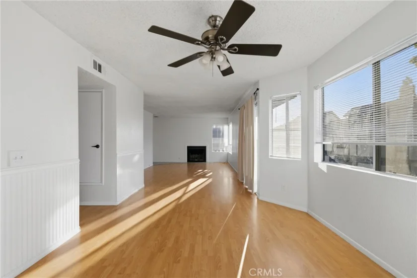 527 S Walnut #3 photo 15