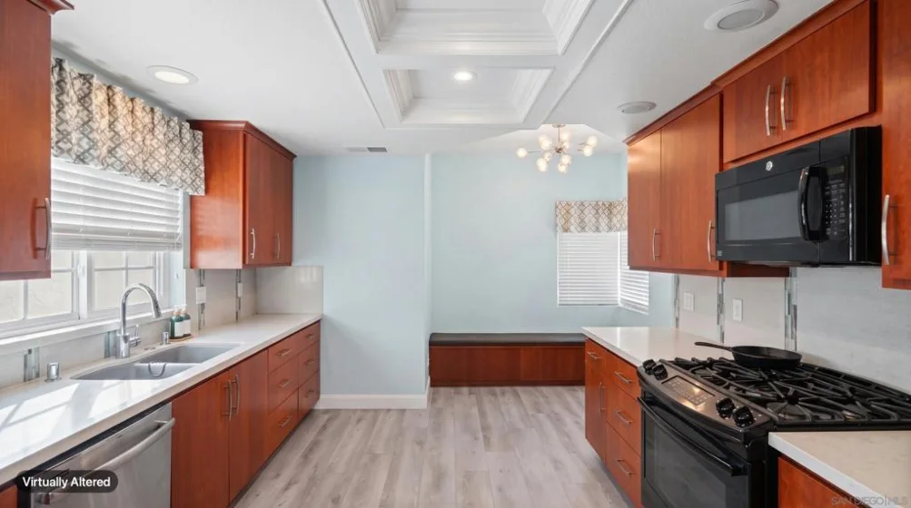 16424 Avenida Venusto #C photo 37