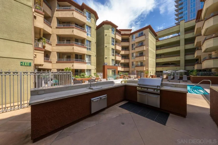 1501 Front Street #613 photo 15