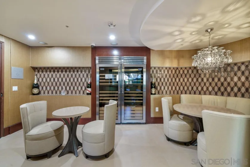 1325 Pacific Hwy #314 photo 55