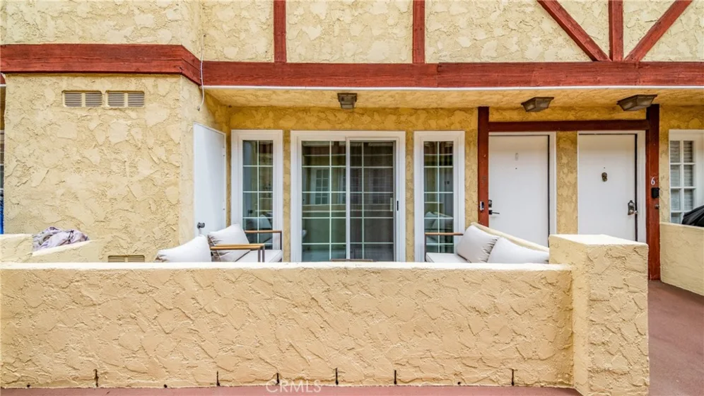 7422 Hazeltine photo 4