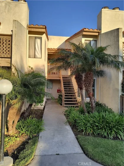 4852 Cabana Drive #202 photo 1