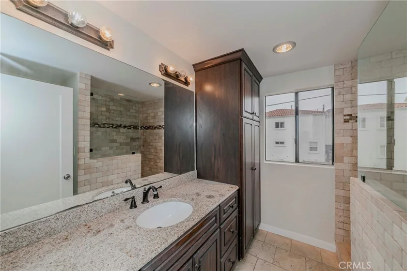 912 W 18th Street #2A photo 10