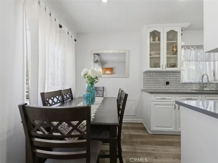 308 E Maple Apt 5 photo 7