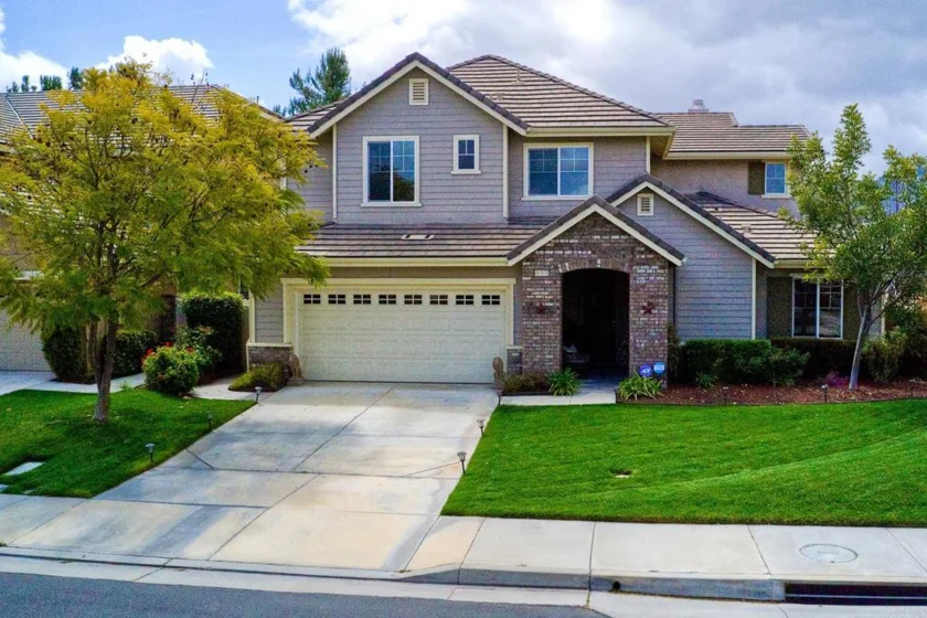 46101 Maple Drive photo