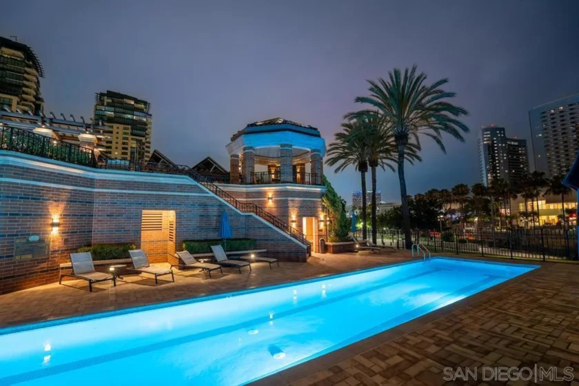 500 W Harbor #619 photo 28