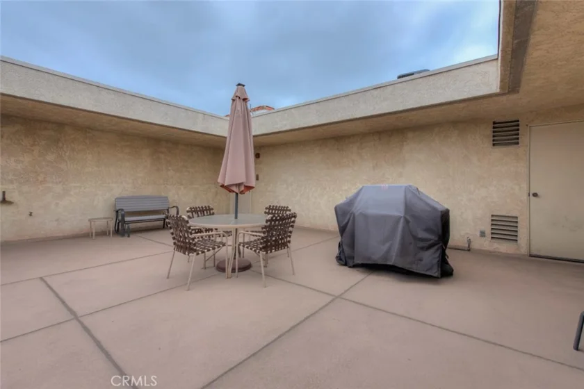 212 N Valley Street #15 photo 1