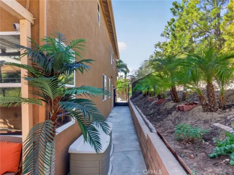 42111 Majestic Court photo 75