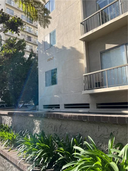 10747 Wilshire #505 photo 17